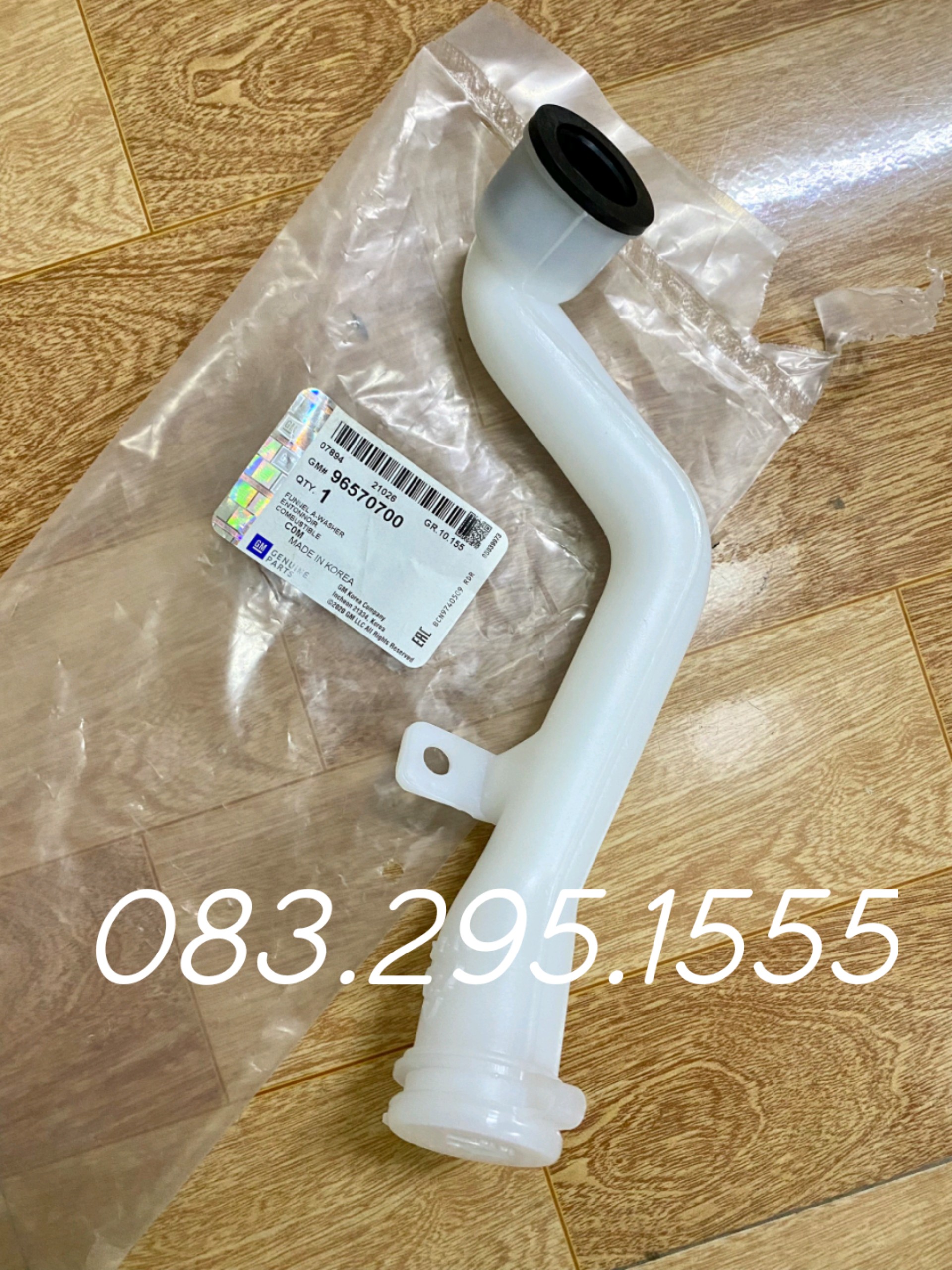 Cổ bình nước rửa kính Matiz 1 , Matiz 2 ( Xịn , đời 99 - 08 )