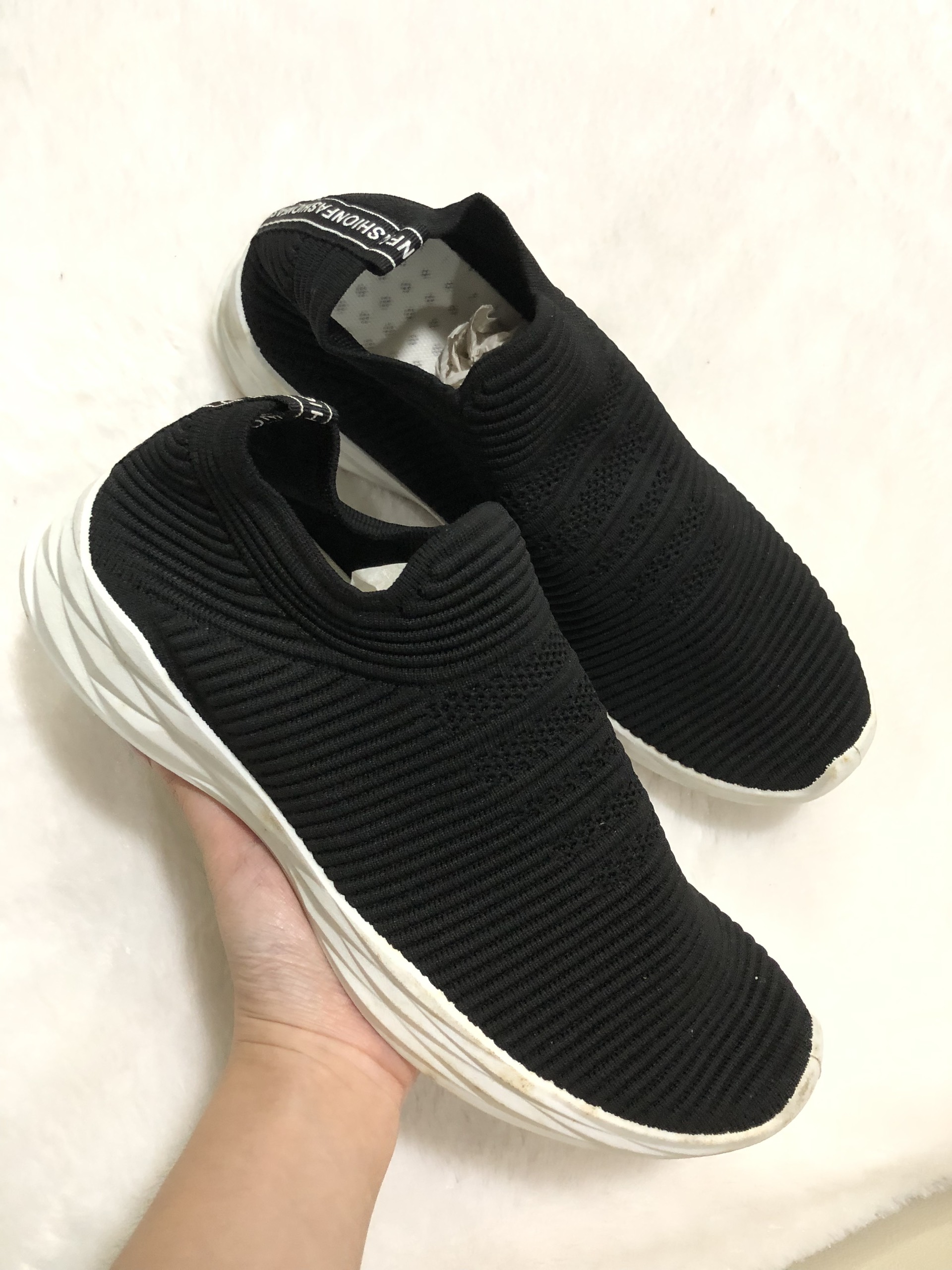 Giày lười thể thao chất liệu co dãn unisex lẻ size  -SALE