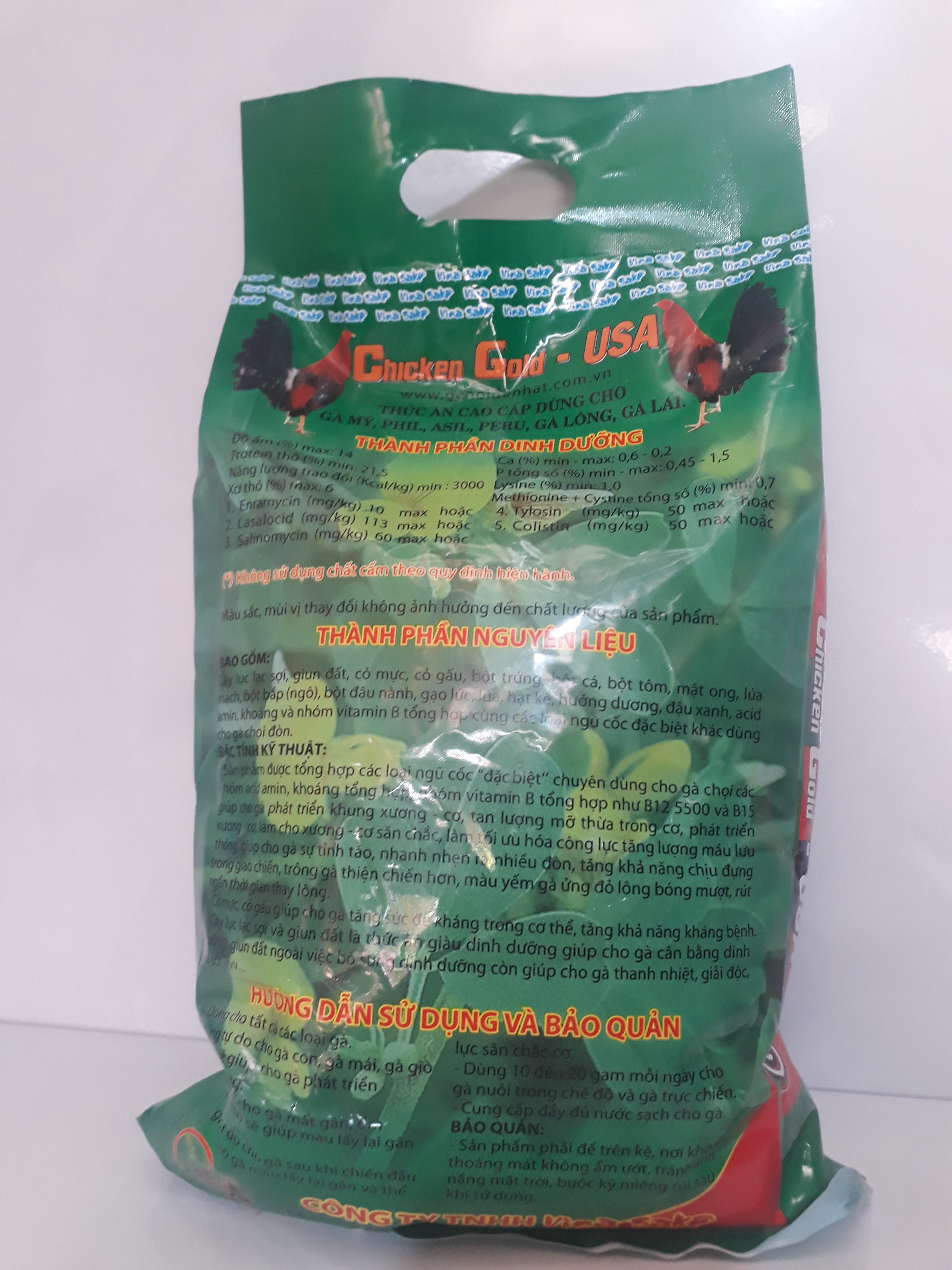 thức ăn gà đá xanh