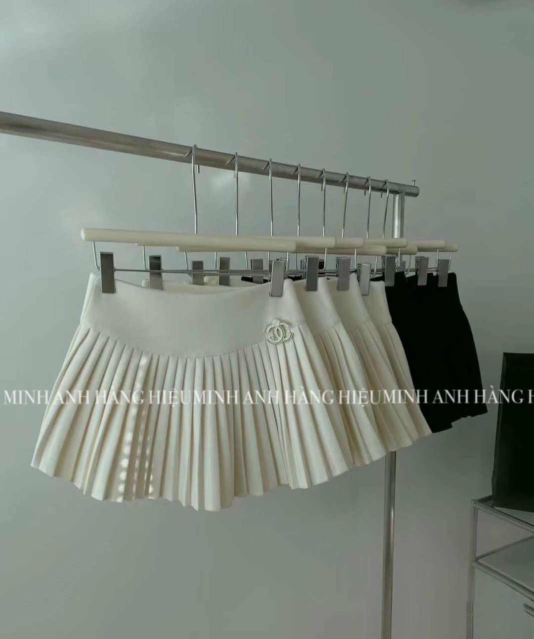 (siêu rẻ-sốc) bộ lụa hàn in hoa cực xinh mùa hè.