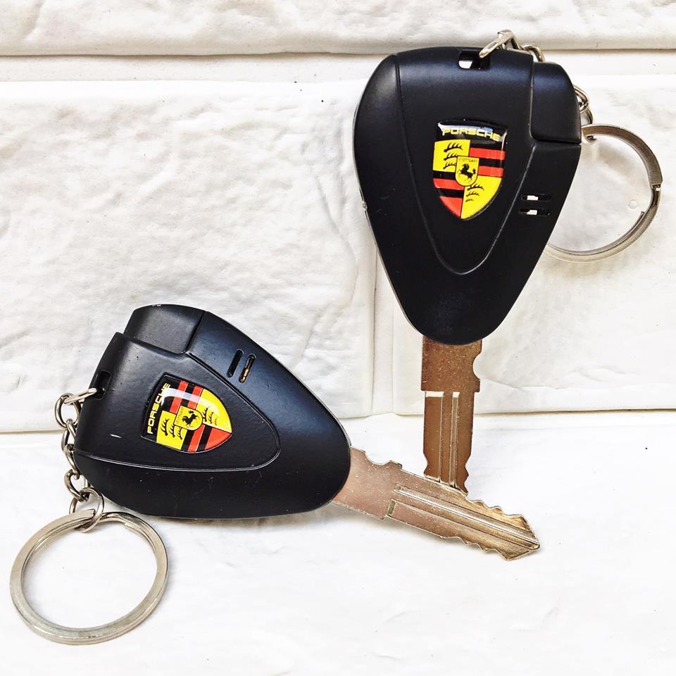 BẬT LỬA MÓC KHÓA HÌNH CHÌA KHÓA SIÊU XE PORSCHE