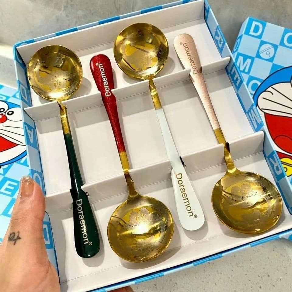 SET 4 THÌA DOREMON