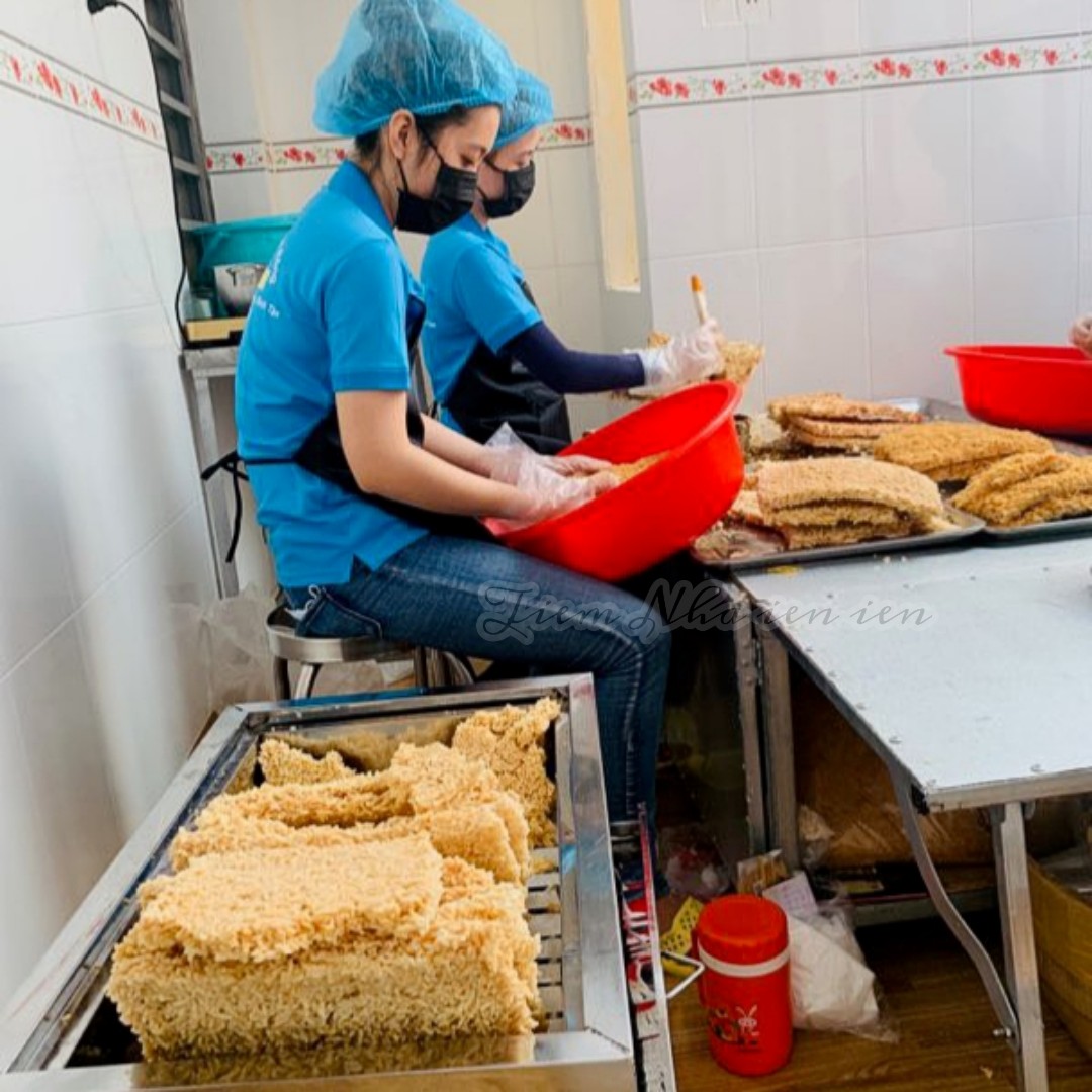 [HCM]1kg - Cơm Cháy Siêu Chà Bông - Loại Cay