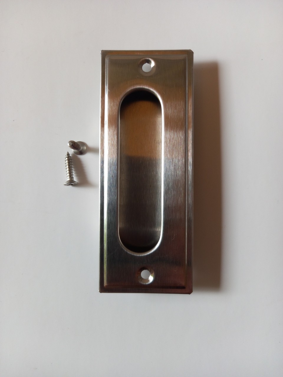 Tay nắm âm tủ bằng inox