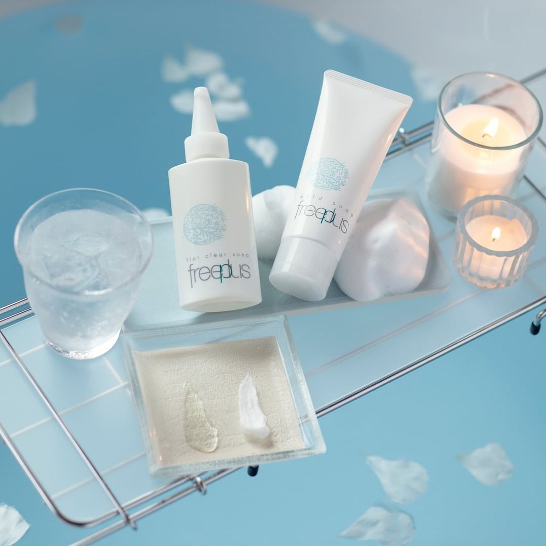 Gel Rửa Mặt Dưỡng Ẩm Freeplus Cho Da Dầu 100ml