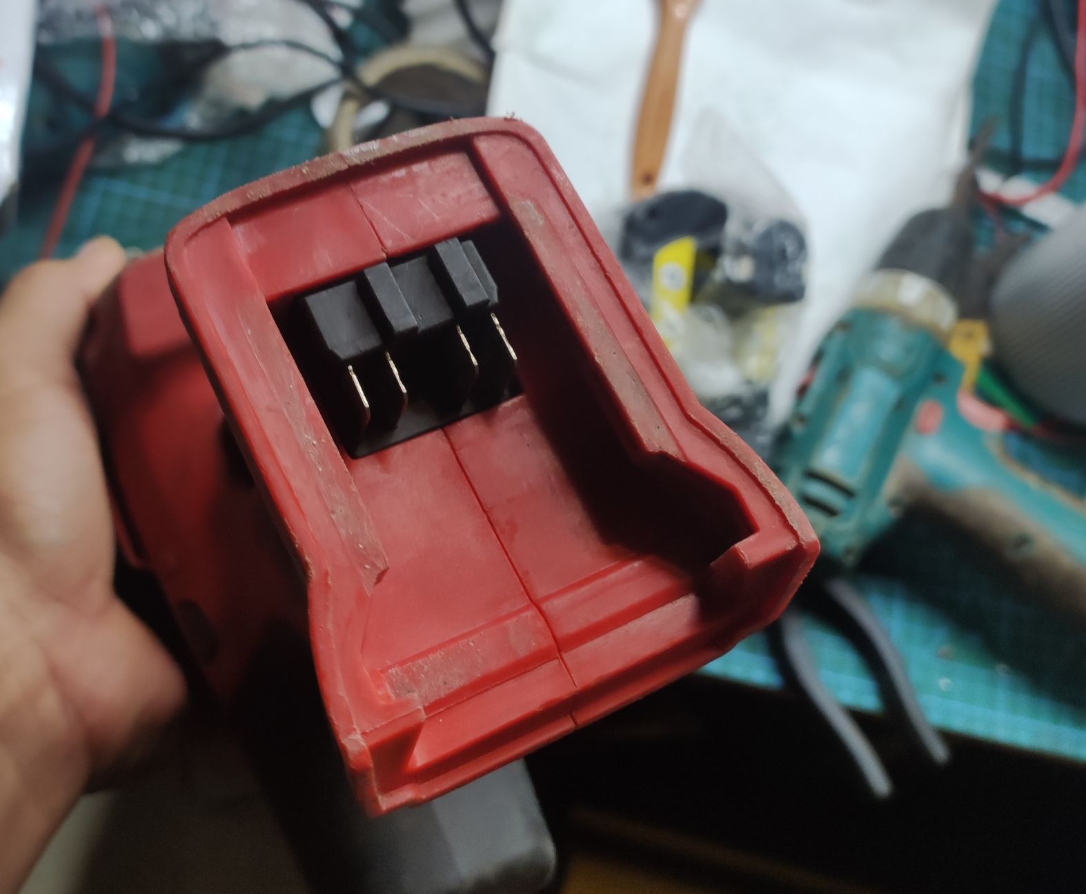 Cưa Kiếm Milwaukee 18V (Hàng Bãi Xịn)