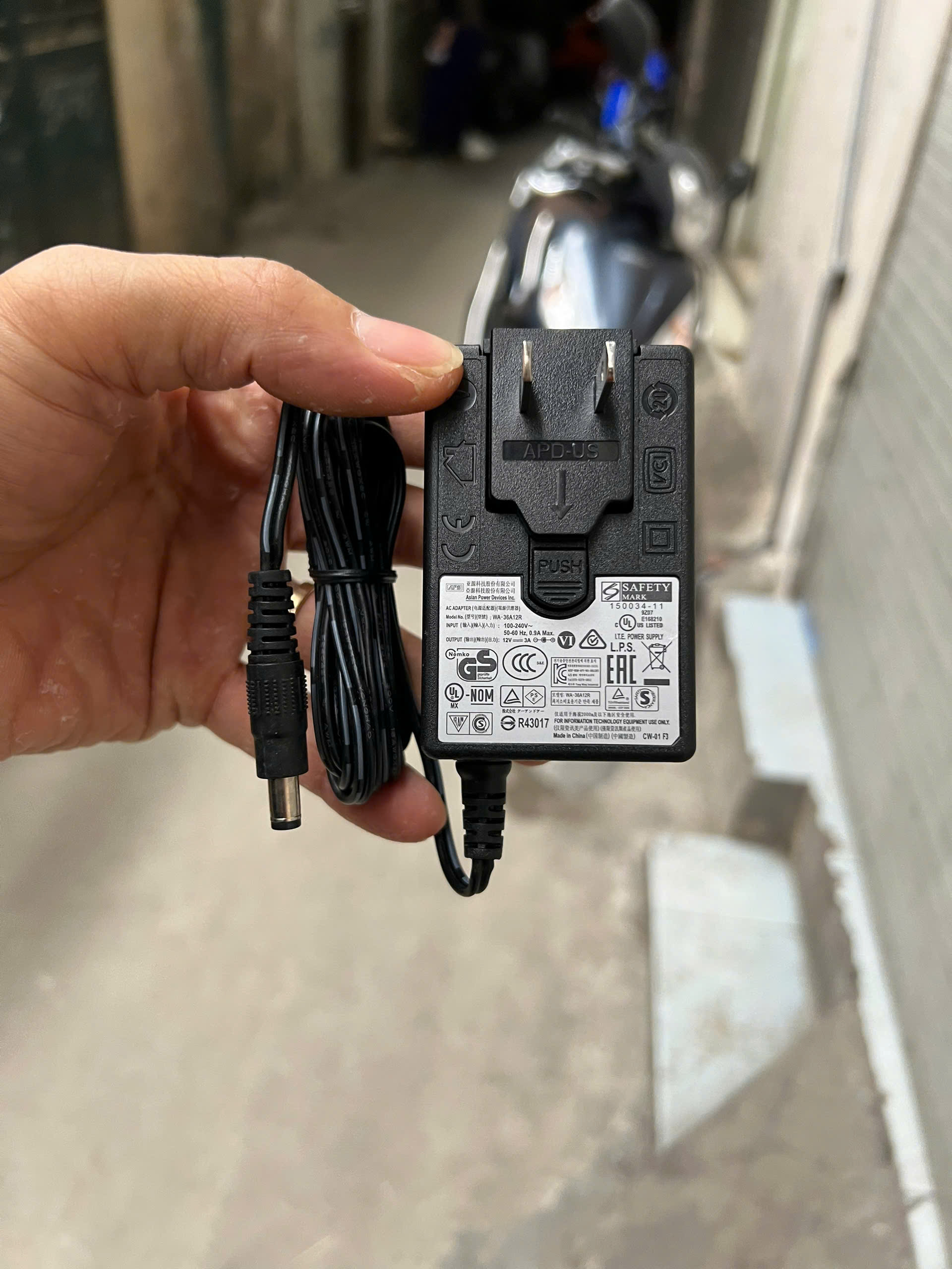 Adapter nguồn 12V 3A chính hãng tháo máy