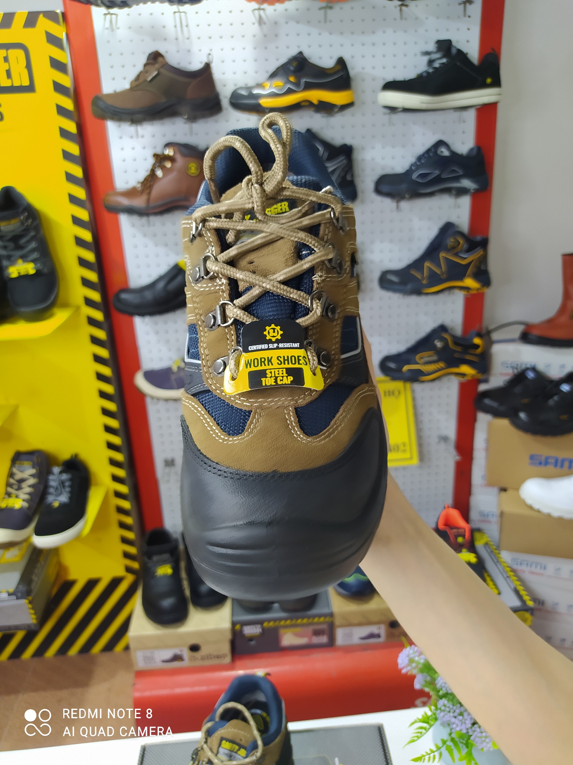 [HÀNG CHÍNH HÃNG]Giày bảo hộ Jogger X2020P