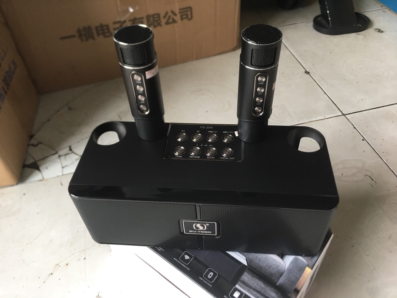 Loa bluetooth karaoke SuYosd YS204 2 mic