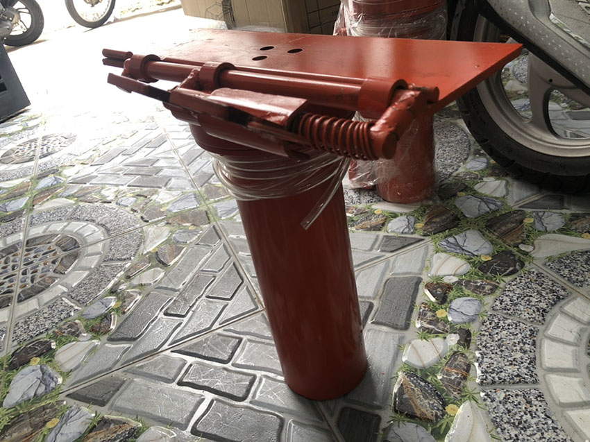 Ben hơi rửa xe máy