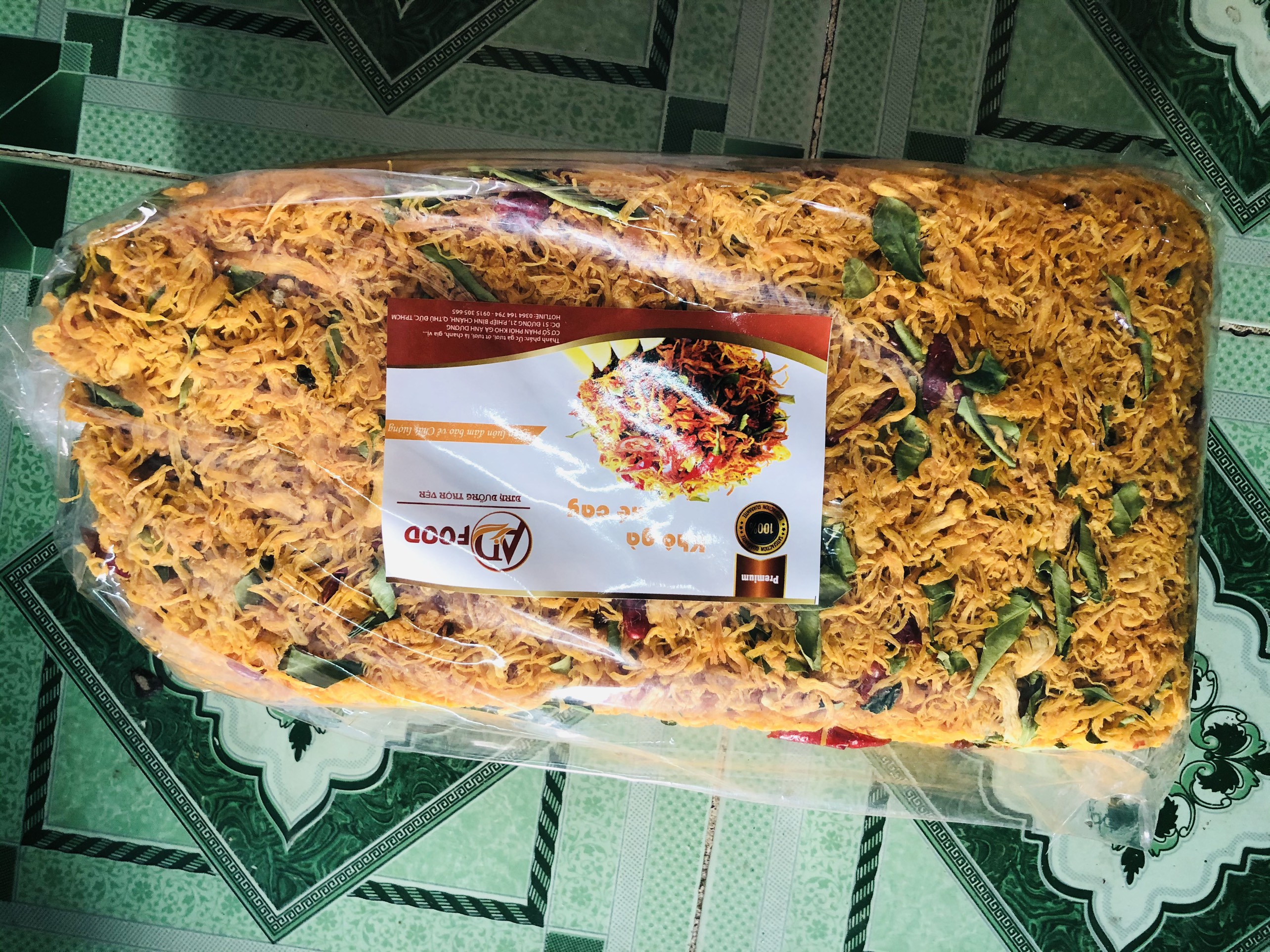 1Kg  Khô Gà CAY LÁ CHANH