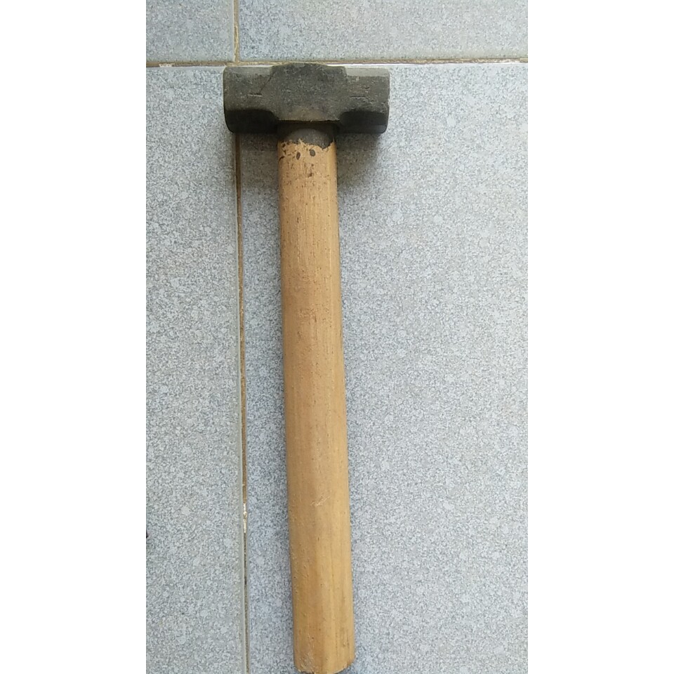 Búa đóng cán gỗ