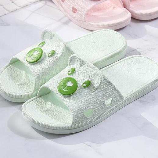 Dép Nhựa Hình Gấu