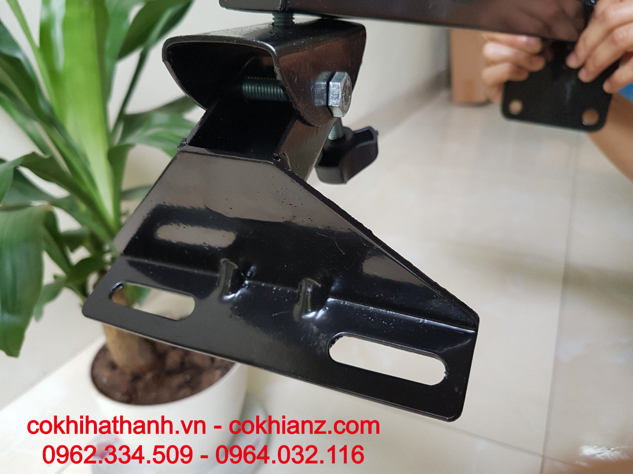 KHUNG TREO LOA BMB 2 CHIẾC HÀNG CAO CẤP (NGHIÊNG)