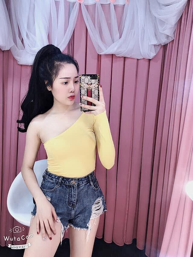 Áo 1 tay trơn như mẫu mặc vải lụa