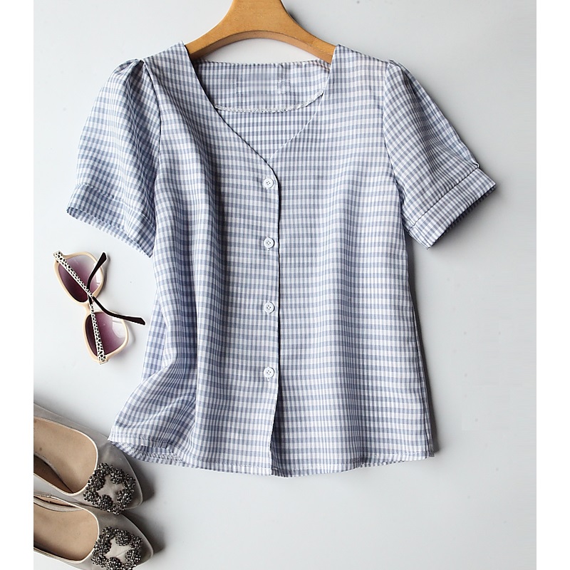 Áo Sơ Mi Kẻ Sọc Cổ Chữ V - New Thoi Trang