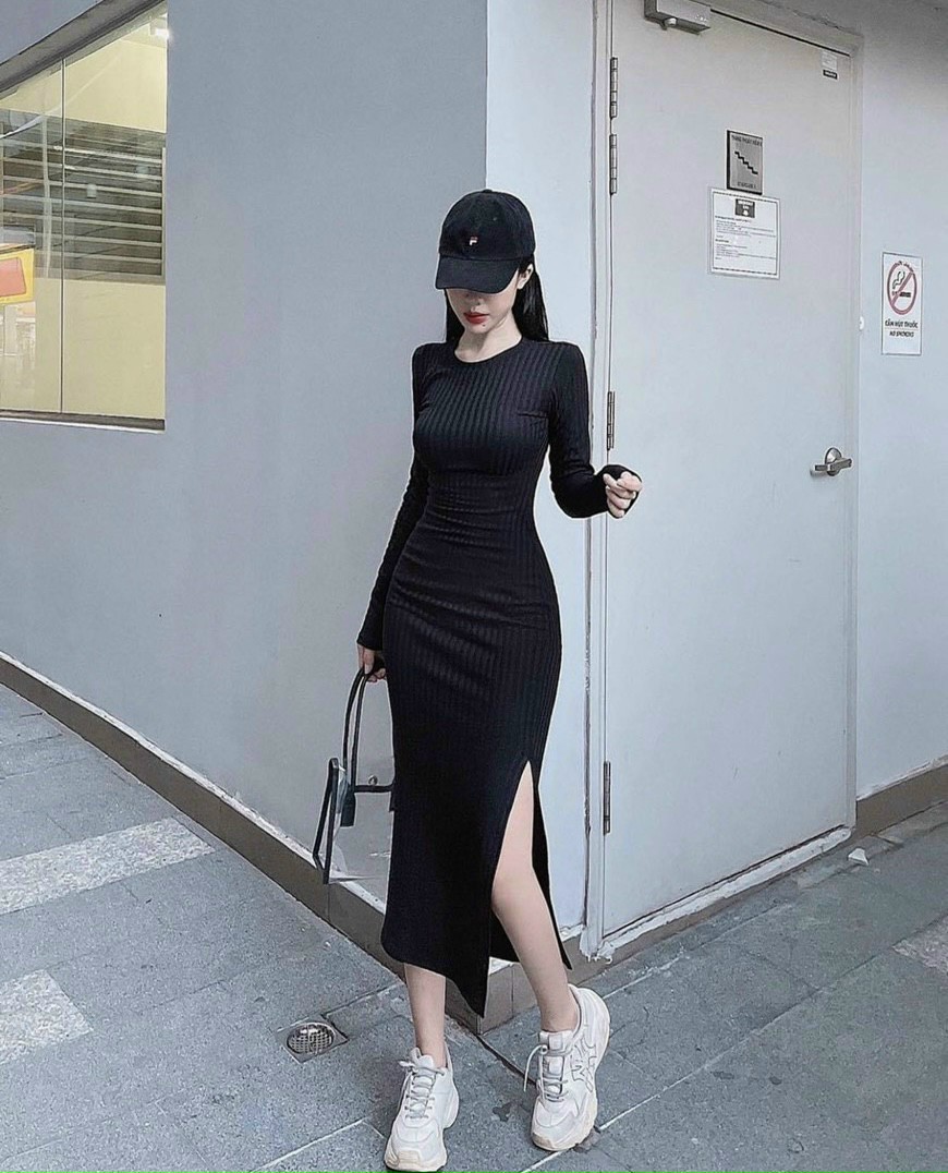 ĐẦM BODY TAY DÀI XẺ TÀ DẠO PHỐ