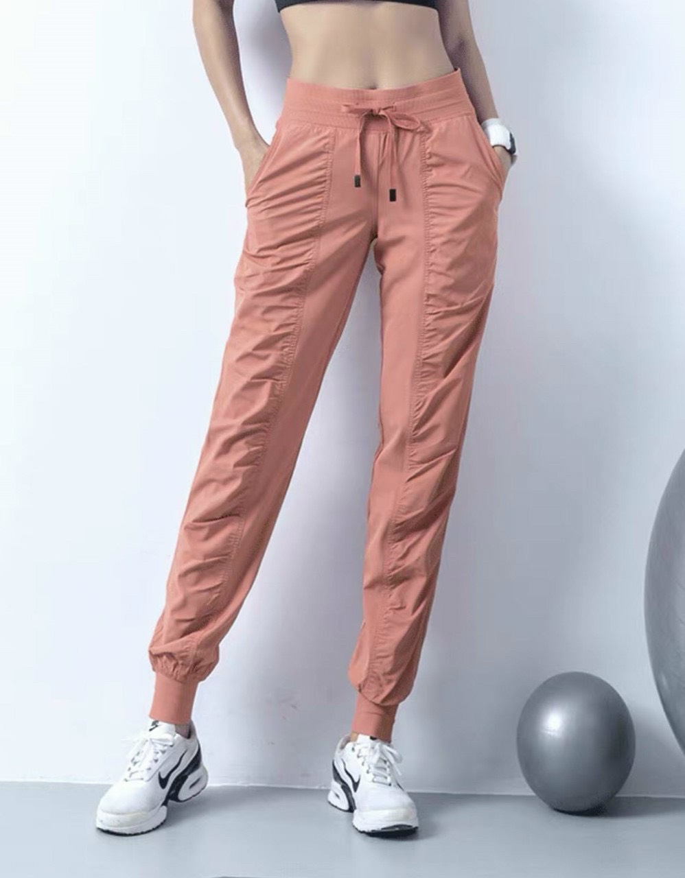 [HCM]Quần Jogger Nhún Vải Dù Thể Thao Nữ Siêu Hack Dáng