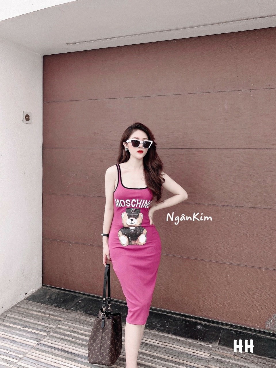 Đầm suông-váy suông 2 dây gấu mochino