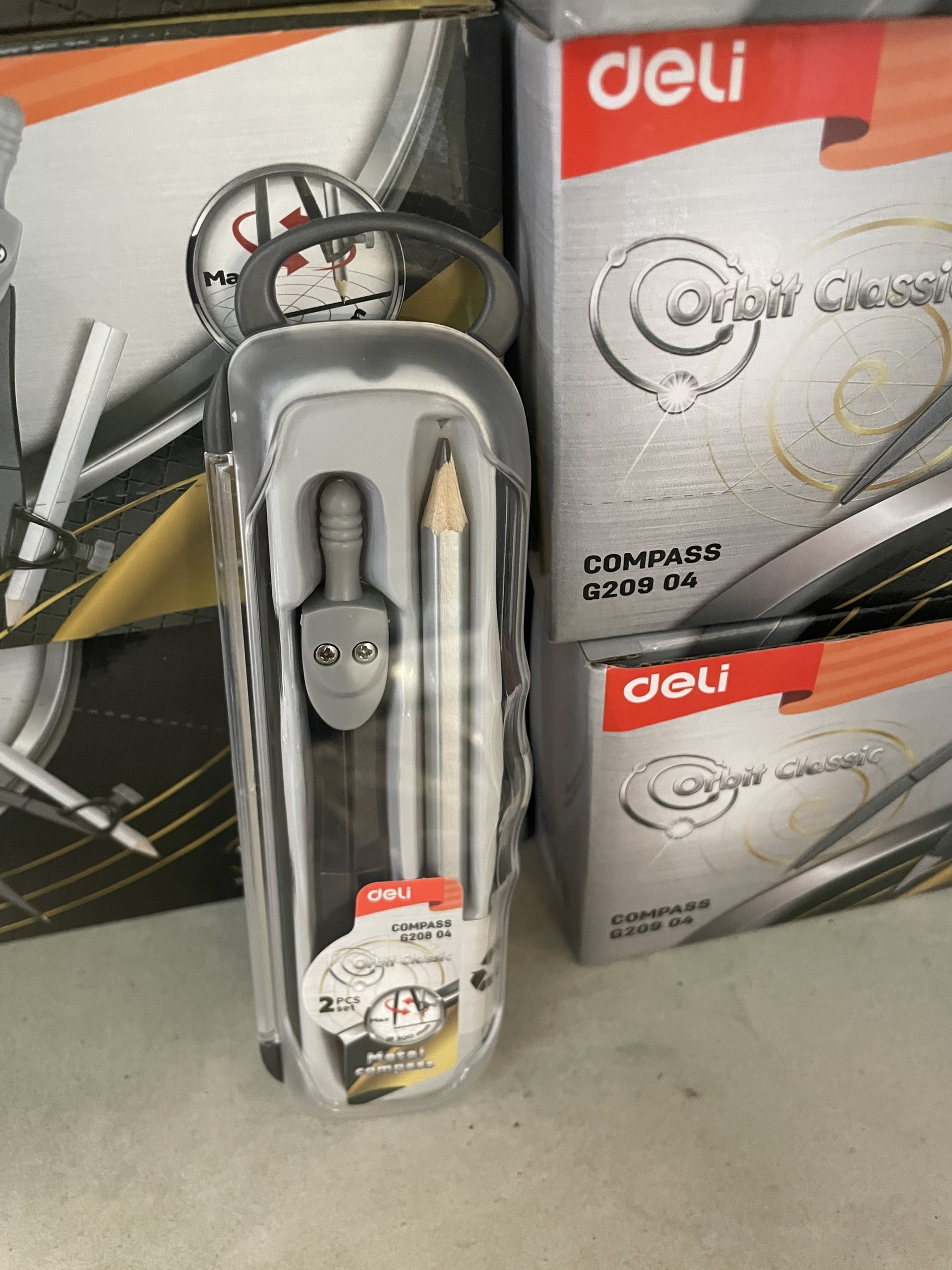 Compa màu xám đen cao cấp Deli EG20804/EG20904