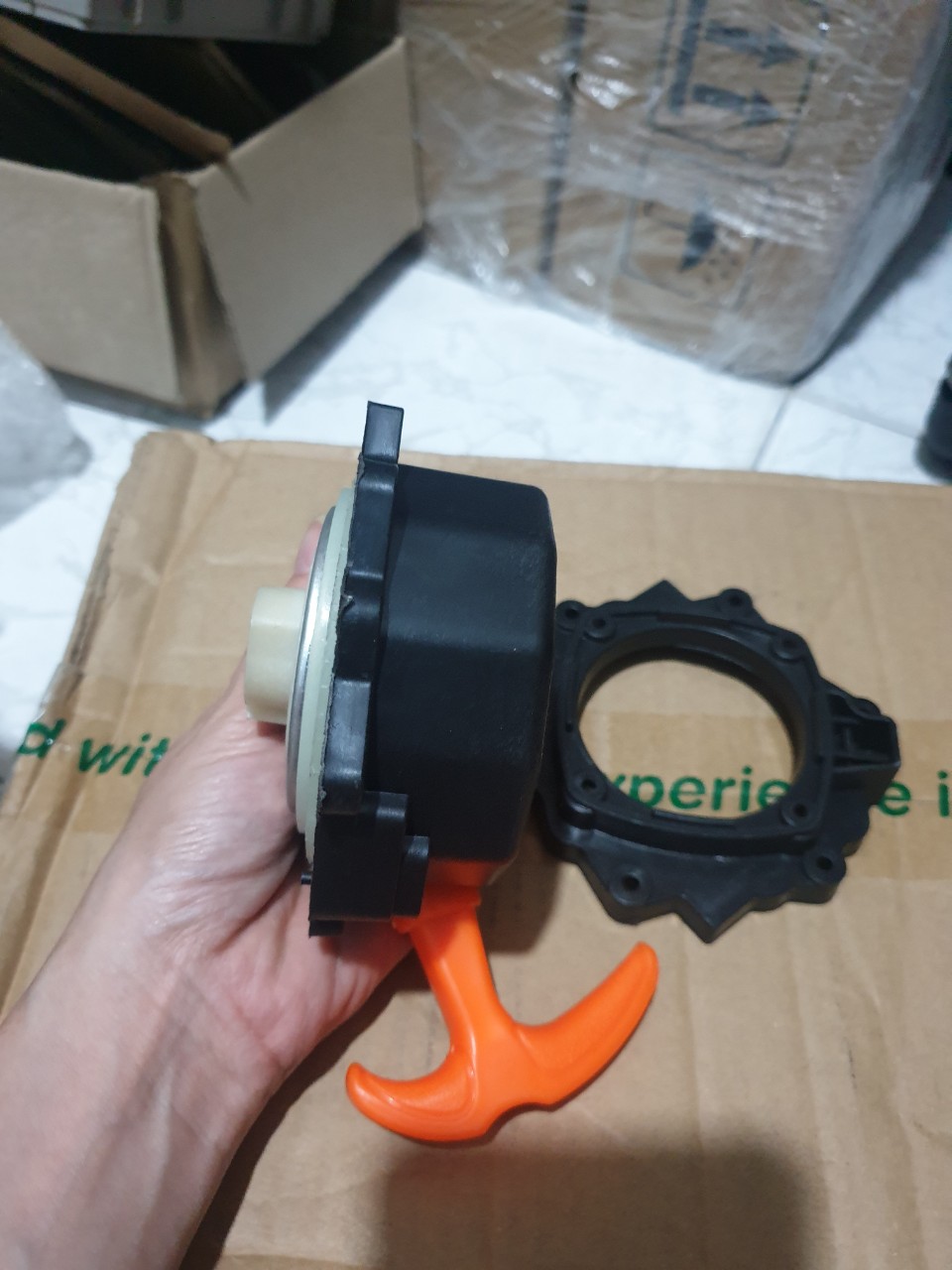 Bộ chụp giật ( khởi động) máy cắt cỏ 260 trợ lực ( 4 ốc - 2 chấu)
