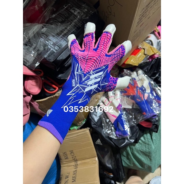 Găng Tay Thủ Môn Predator Mutator Hybrid size 5,6,7,8,9,10