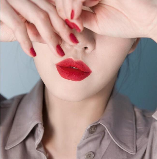 Son Lì Siêu Mịn Romand Zero Gram Lipstick