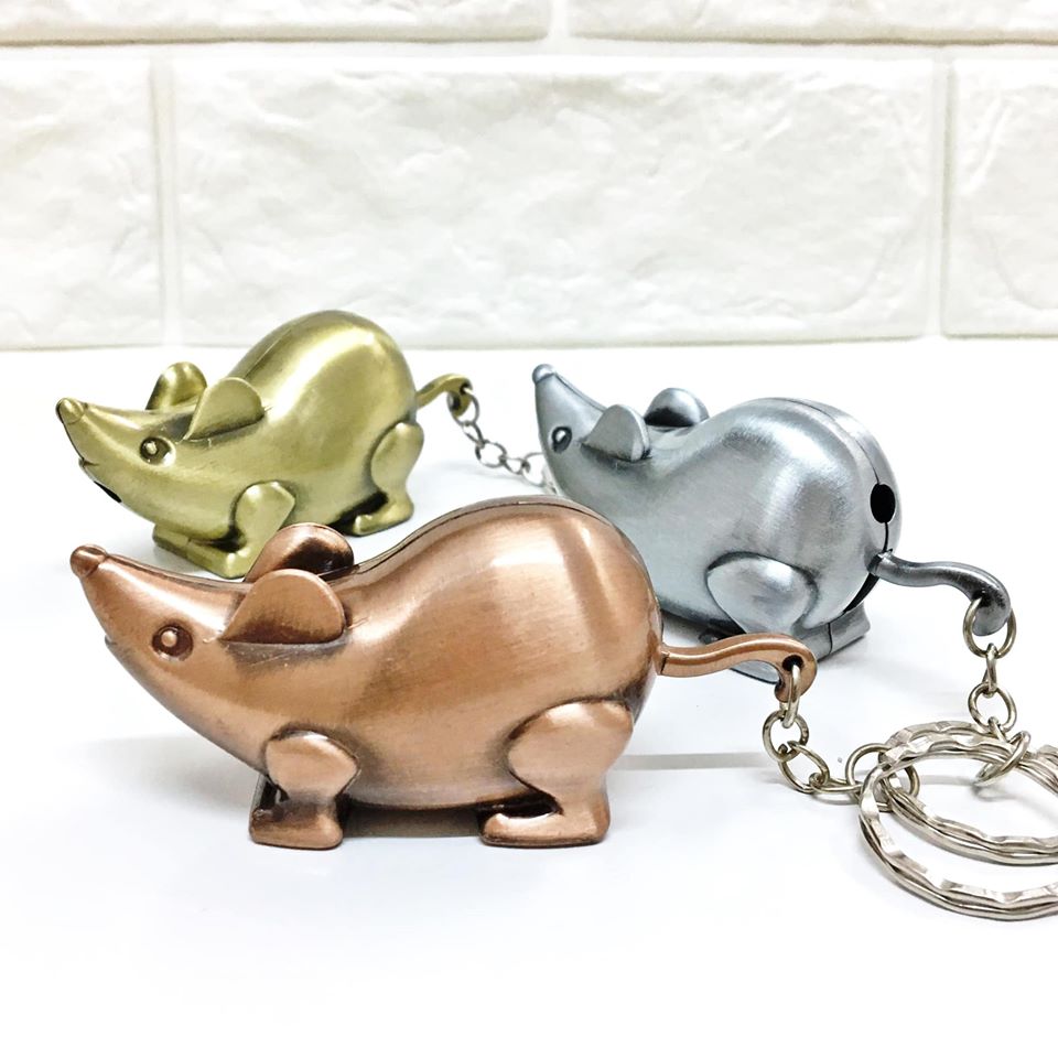 Bật lửa móc khoá hình con chuột( kim loại ) - ( xài gas )
