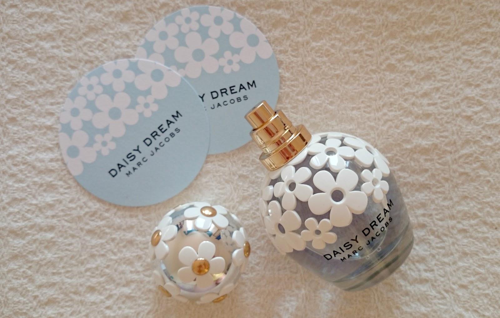 Nước hoa nữ Marc Jacobs Daisy Dream EDT 30ml