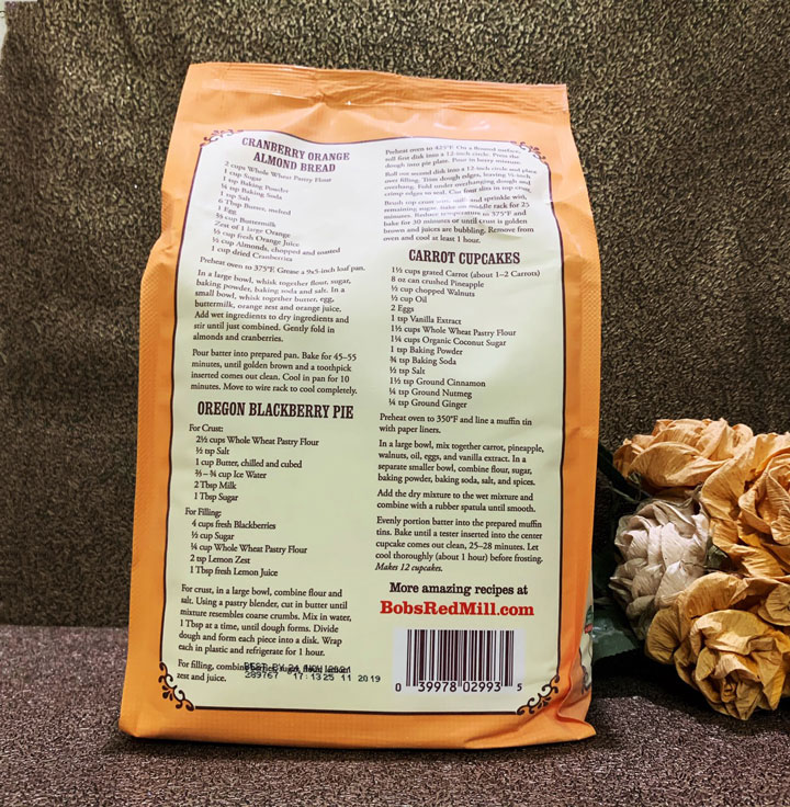 Bột mì nguyên cám mềm hữu cơ Bob's Red Mill 2,27kg