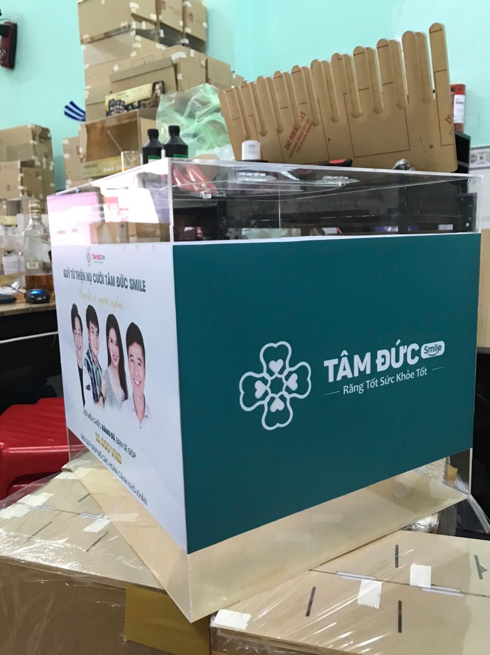 Hòm Phiếu Mica,Thùng bốc thăm, Đủ size, chất lượng, giá rẻ