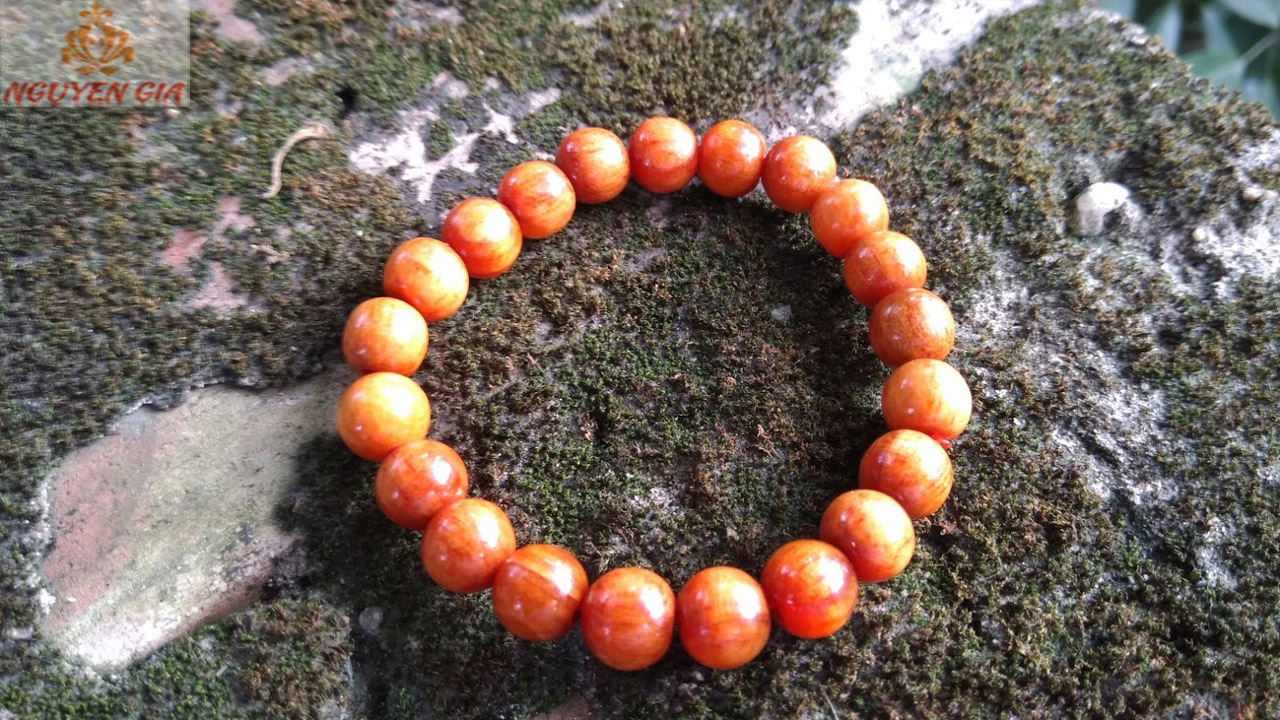 Vòng gỗ huyết rồng (huyết long) 8mm