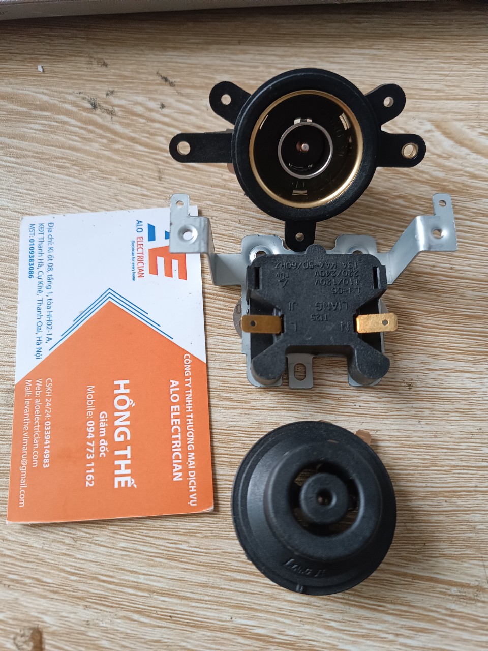 Công tắc quai ấm siêu tốc Lock&lock EJK418SLV