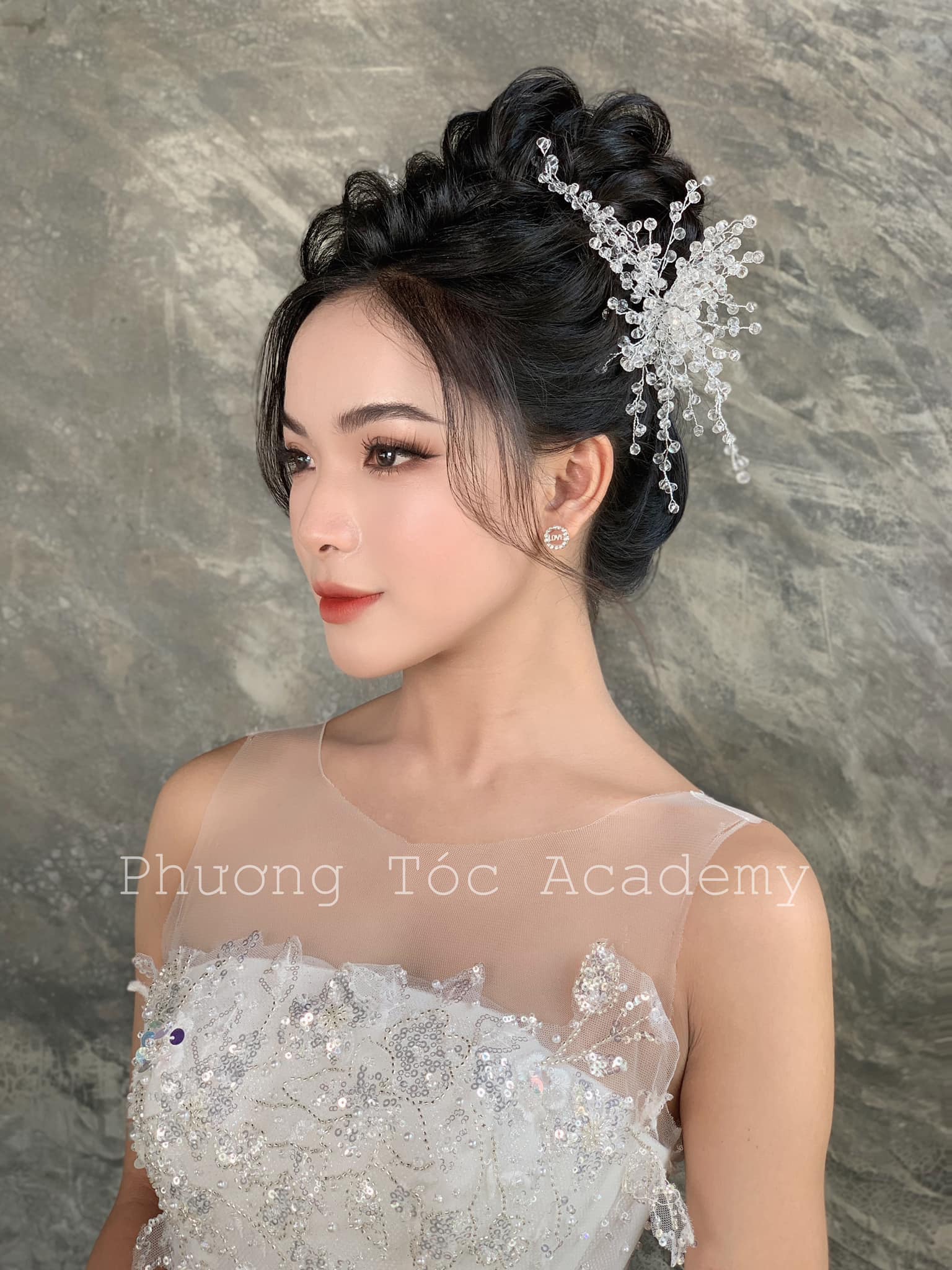 Set 2 cài pha lê cao cấp ( 1 set 2 cái )