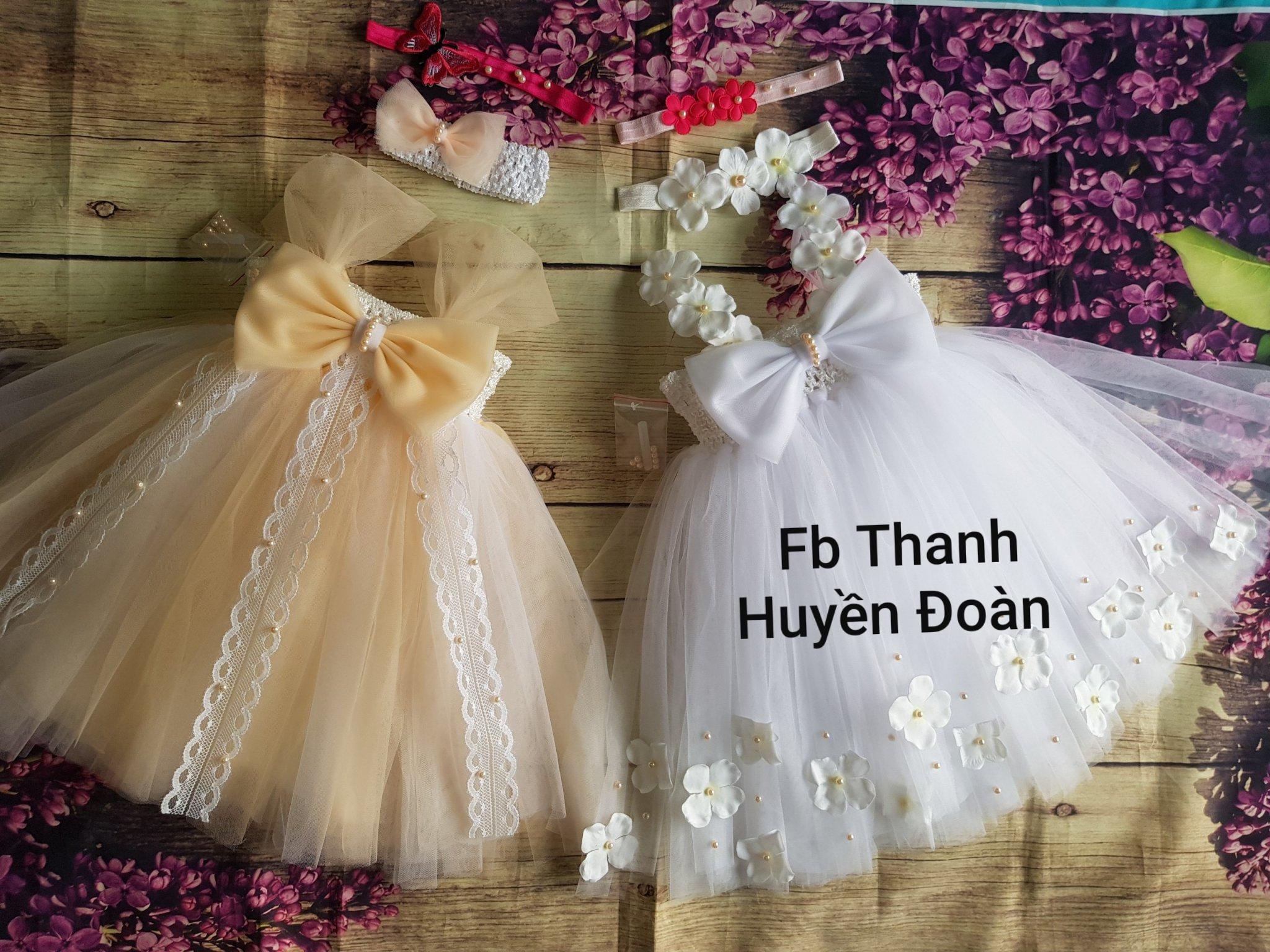 Váy công chúa bé gái màu trắng