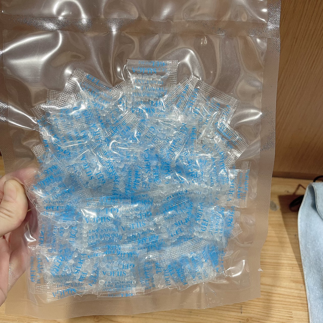 Gói hút ẩm 1gram màng ngọc[đóng gói 100gram]