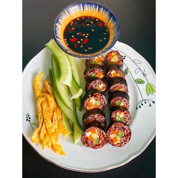 rong biển cuộn cơm, shushi, kimbap 8