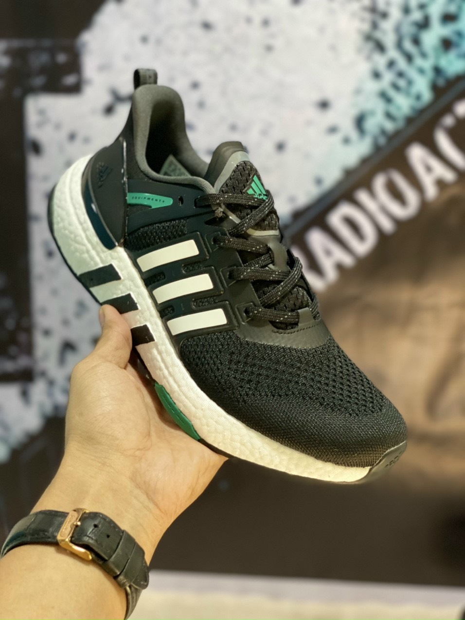 [SOCKS GIFT][4 COLORS] [SALE] Adidas EQUIPMENT+ MEN [GOOD RUNNING]