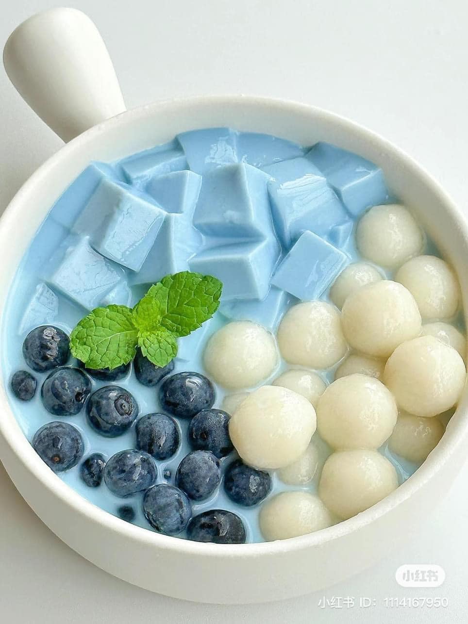 Chè Thạch Hoa Đậu Biếc Khoai Dẻo
