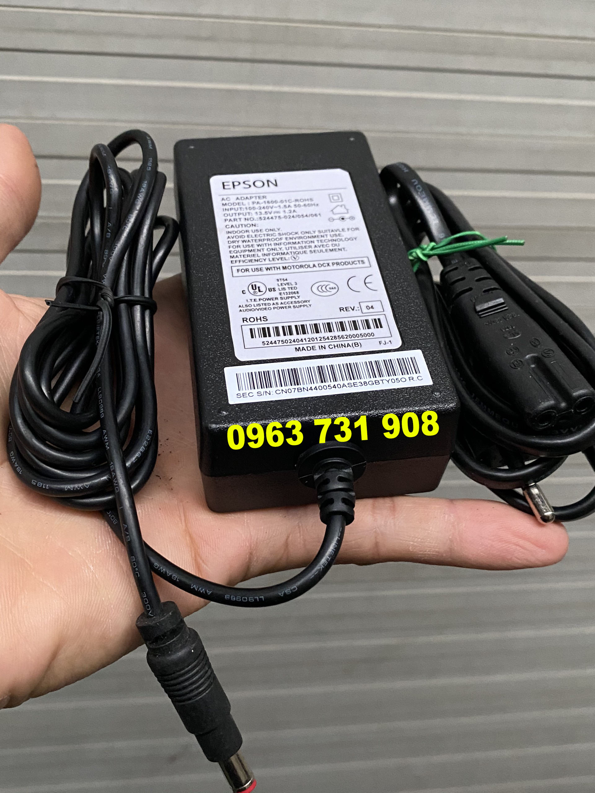 Adapter nguồn 13.5V cho đầu mic Shure