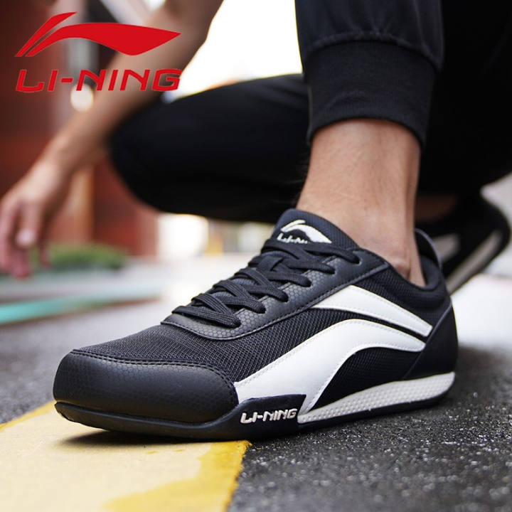 mens clearance running shoes