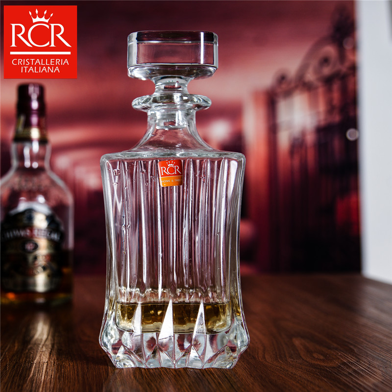 Bình vuông pha lê Ý RCR Adagio 750ml