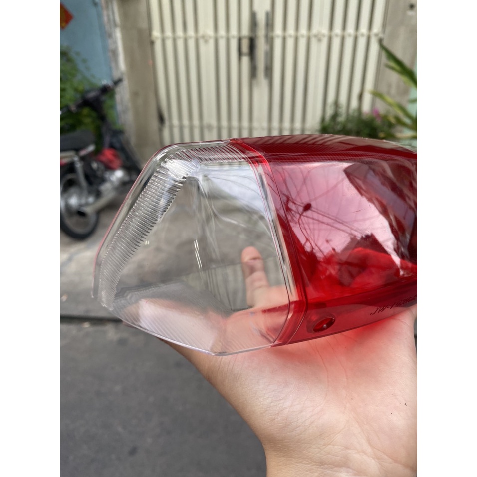CHỤP ĐÈN HẬU XE MAX 3
