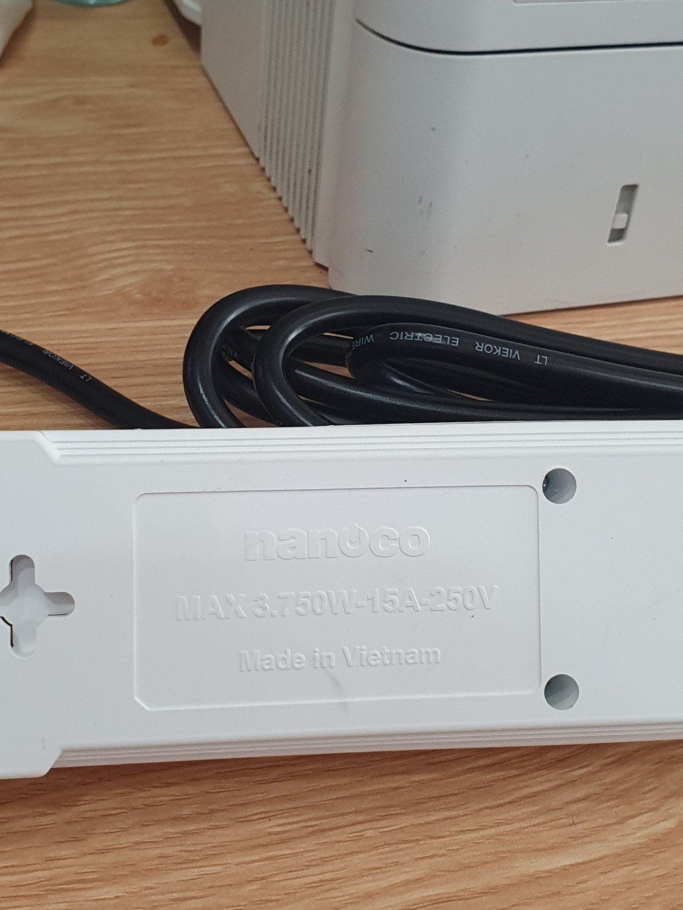 Ổ Cắm Có Dây Nanoco NES5215-3 15A - 250V 3750W