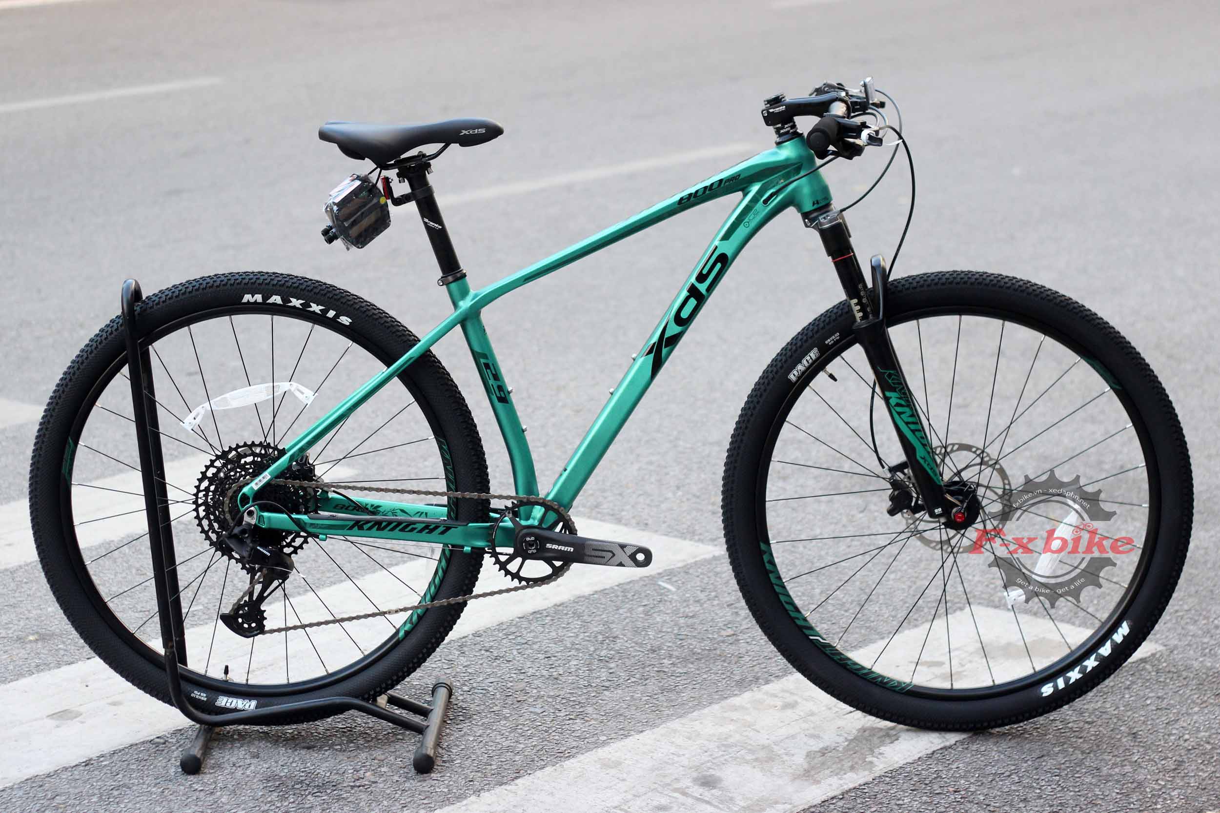 Xe Đạp MTB  XdS Knight 800 Pro