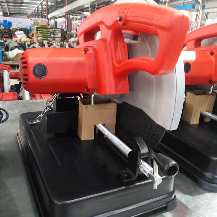 Máy cắt sắt Btec Bt 357