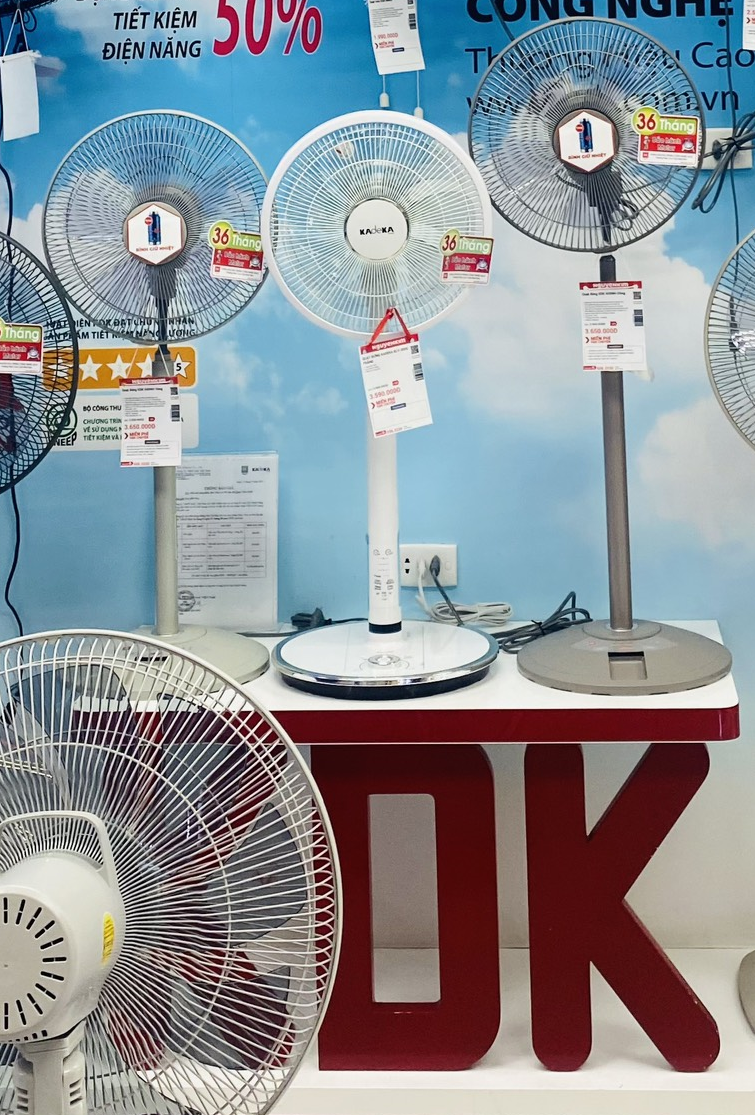 [GIAO CỰC NHANH] Quạt Đứng Lửng KADEKA KLV-30DC Inverter ( Miễn Phí Giao Hàng Trong TP HCM )