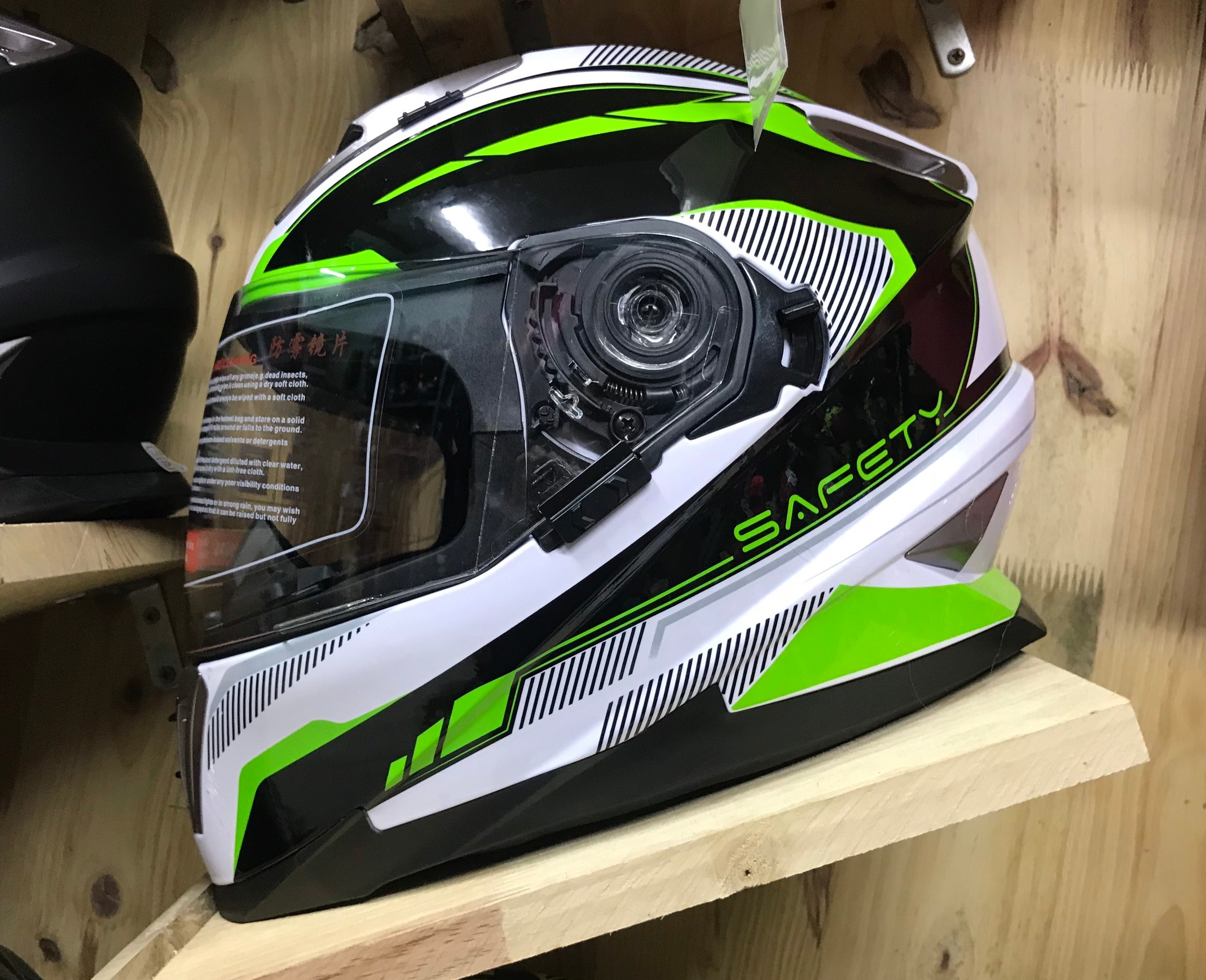 Mũ bảo hiểm fullface GXT 2018 không lật hàm