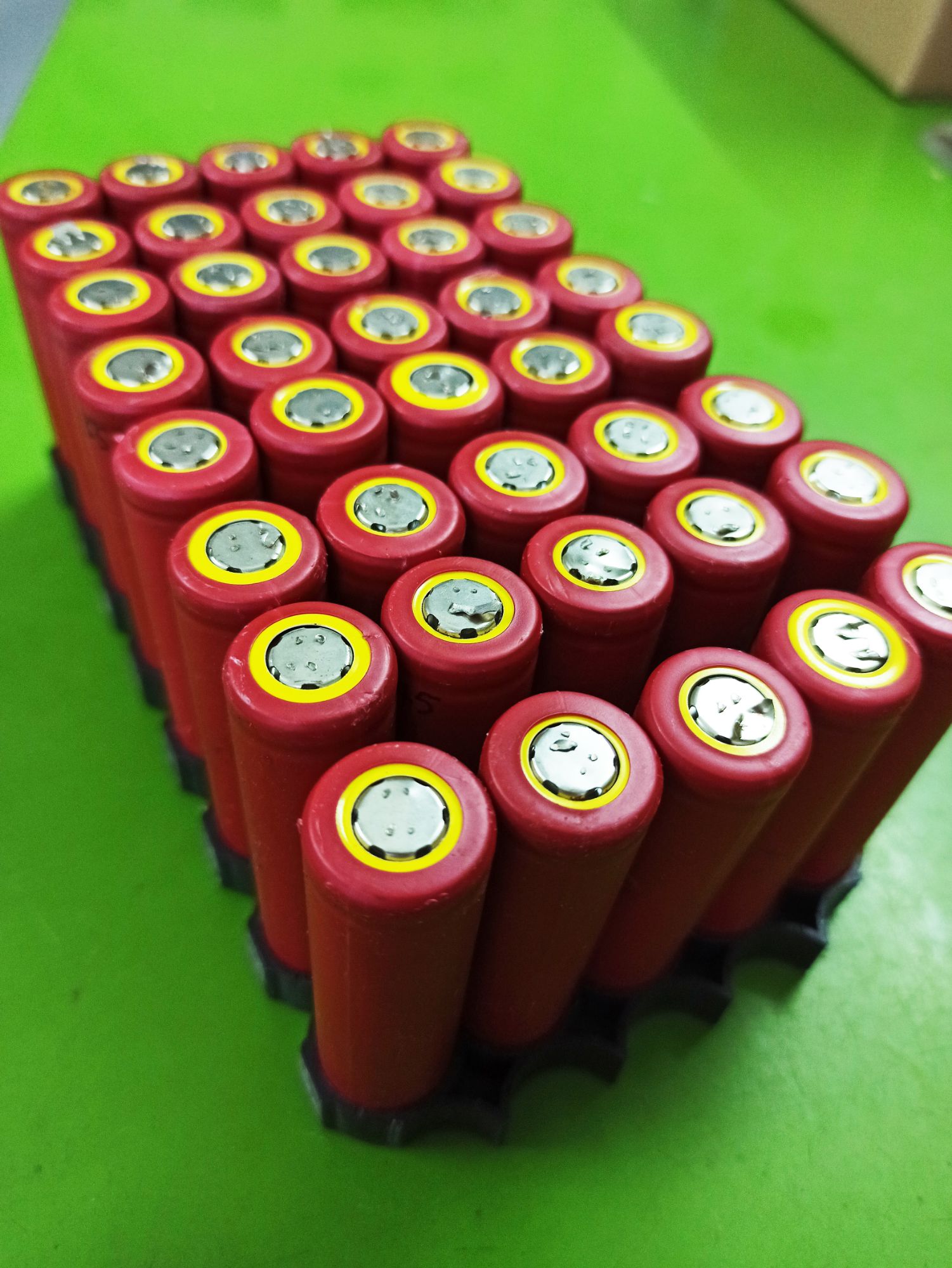 Pin sanyo đầu vàng tháo khối