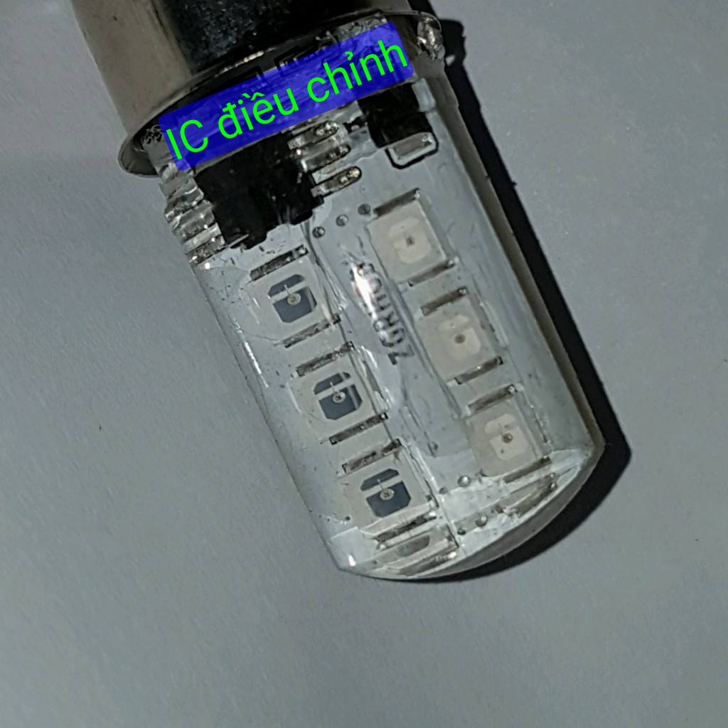 Bóng đèn Chớp khi phanh 12 led có IC